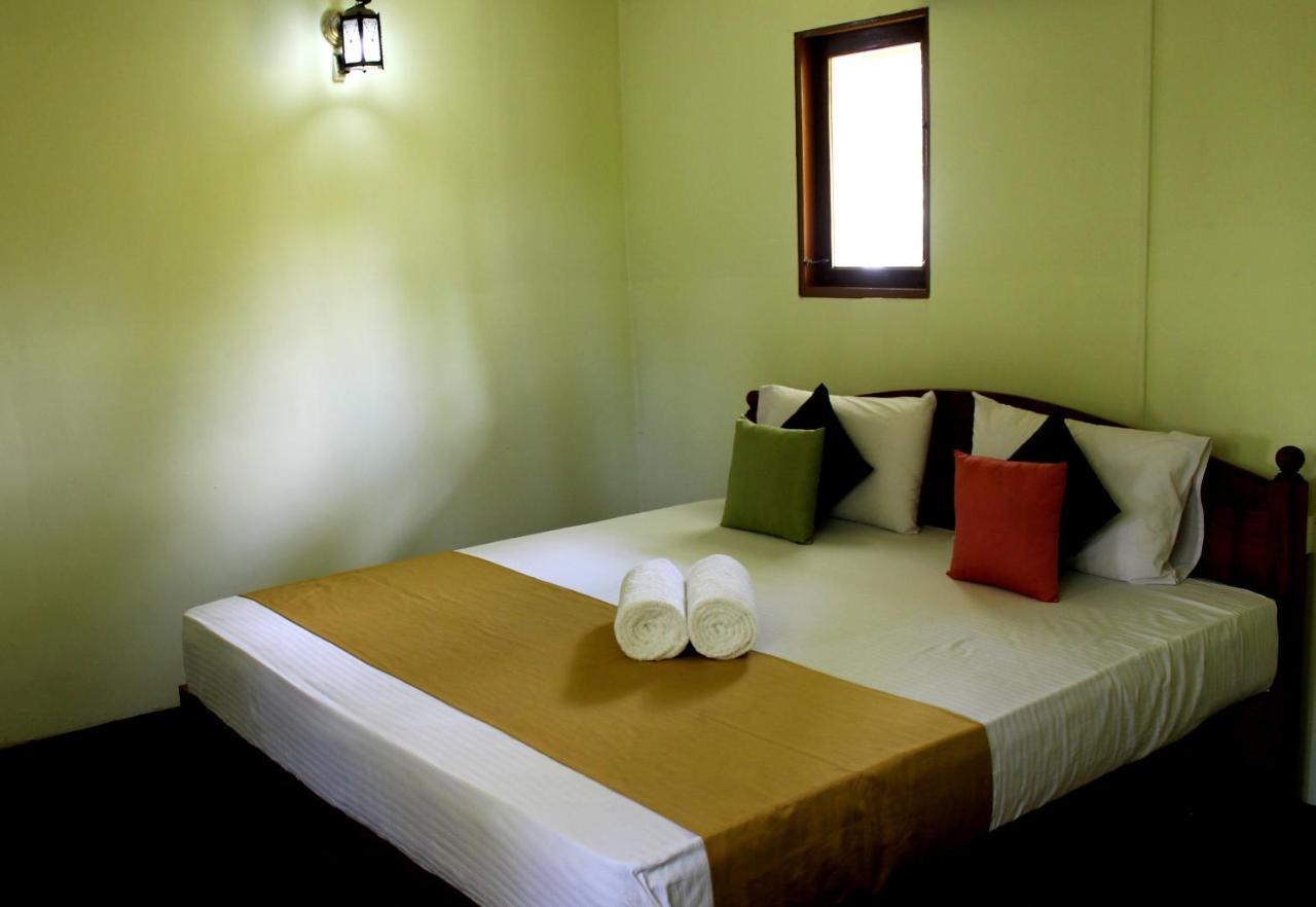 Palm Beach Inn & Sea Shells Cabanas Bentota Rum bild